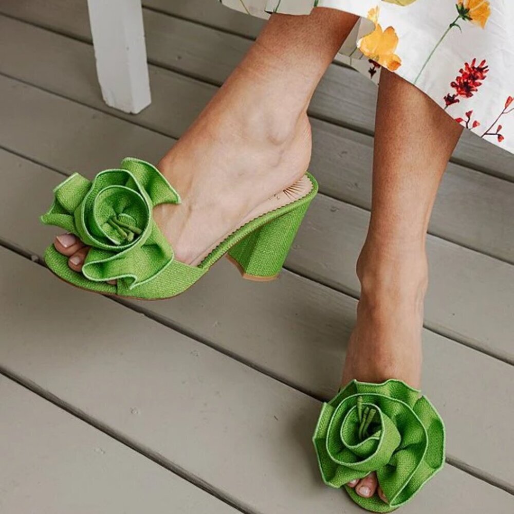 NEW Antonio Melani x Style by Simkins Blake Flowered Ruffle Dress Slide Sandals